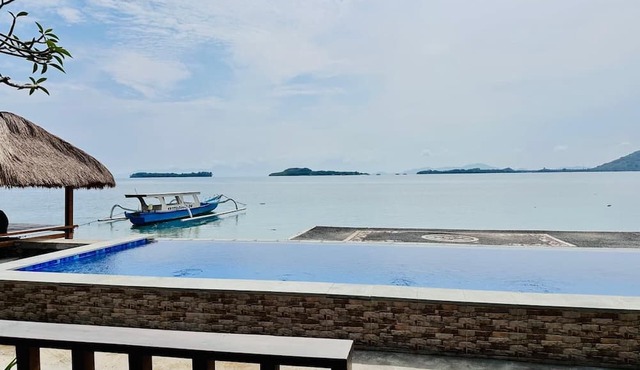 Krisna Bungalows & Restaurant in Sekotong Barat