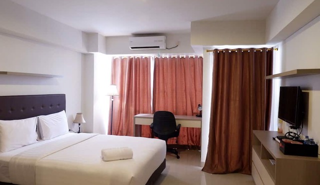 Best Price Studio Apartment The H Residence near MT Haryono in Jakarta