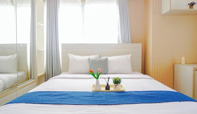 Comfortable And Pleasant Studio At Apartment Tamansari Mahogany Karawang in Karawang