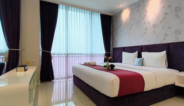 Spacious And Lavish 4Br At The Via And The Vue Ciputra World Apartment in Surabaya