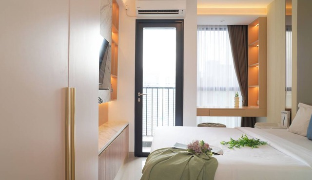 Chic And Comfortable Studio At Apartment Ciputra World 2 in Jakarta