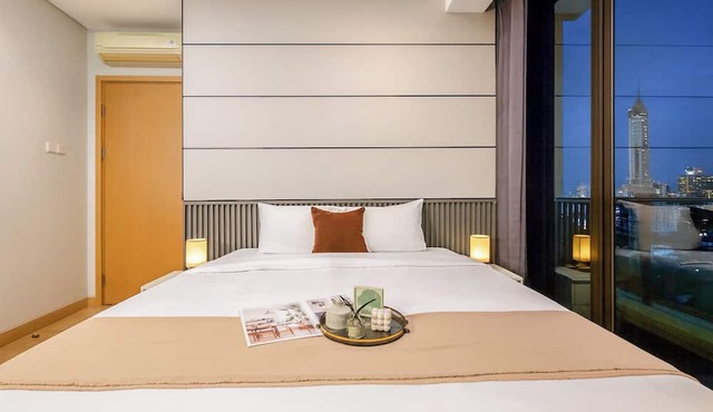 Exquisite 3Br At Capitol Suites Apartment in Jakarta