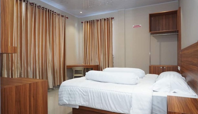 Sinok Homestay Parapat in Parapat