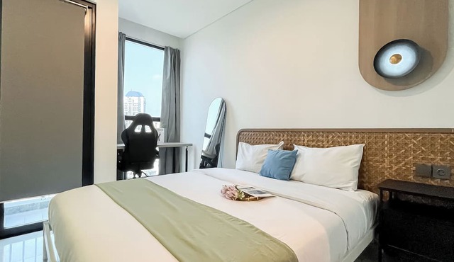 Fully Furnished Studio Room At Ciputra World 2 Apartment in Jakarta