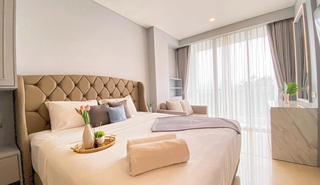 Minimalist and Cozy Studio at Apartment Art Deco in Bandung