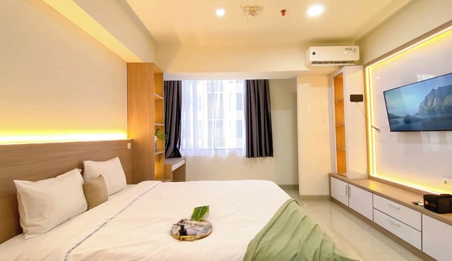 Comfy And Spacious Studio Apartment At One Narita Residence in Teluknaga