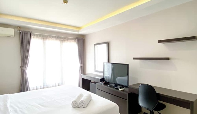 Spacious And Restful 1Br Tamansari Semanggi Apartment in Jakarta