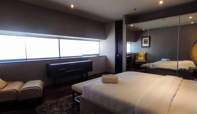 Apartment 3Br With River View In City Center At Sumatra36 Surabaya in Surabaya