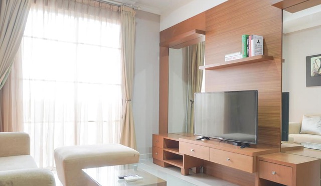 Comfort And Simply Look 1Br At Bellezza Apartment in Jakarta