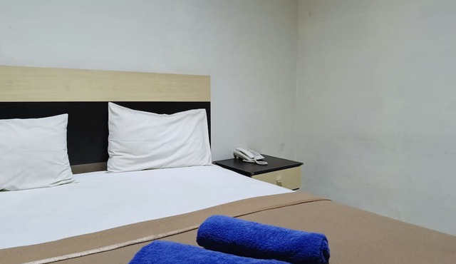 Hotel O Puri Homestay in Parepare