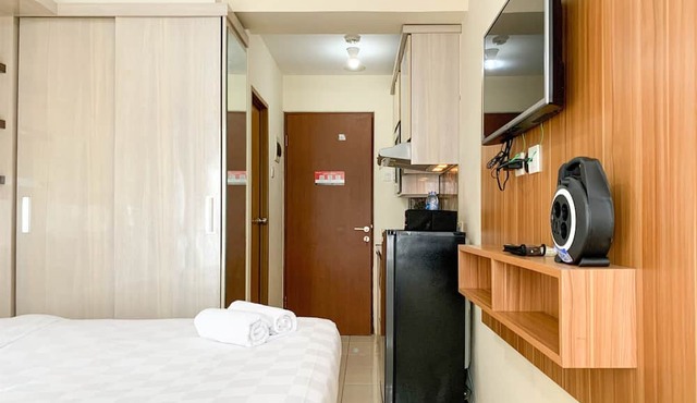 Modern Look And Comfy Studio Tifolia Apartment in Jakarta