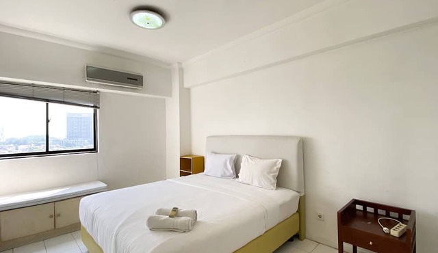 Comfort 2Br At Bona Vista Apartment in Jakarta