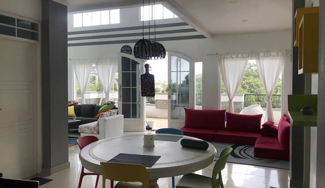 House on cliff in Bogor