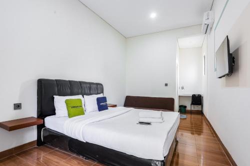 Urbanview Hotel Aloevera Pontianak by RedDoorz in Pontianak