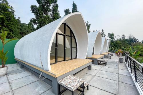 The Lavana Syariah Seulawah Glamping Hills Bogor in Pamijahan