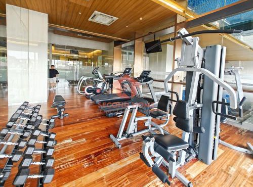 Cozy 1BR Kemang Village Apt Pool, Gym, Wi-Fi in Jakarta