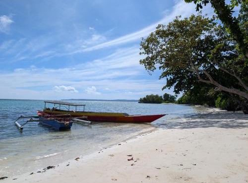Tanjung Kalemo Resort in Batudaka