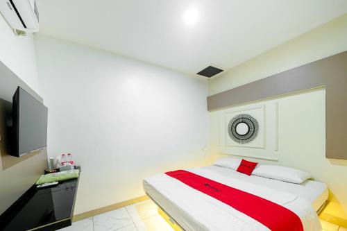 JM Guest House Lamaran RedPartner in Karawang