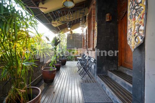 Omah Karangwaru Homestay near Jogja City Mall RedPartner in Yogyakarta