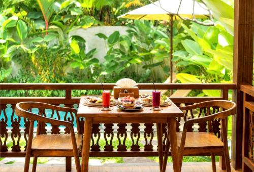 Ubud Forest Villa with Private Pool and Kitchen in Payangan