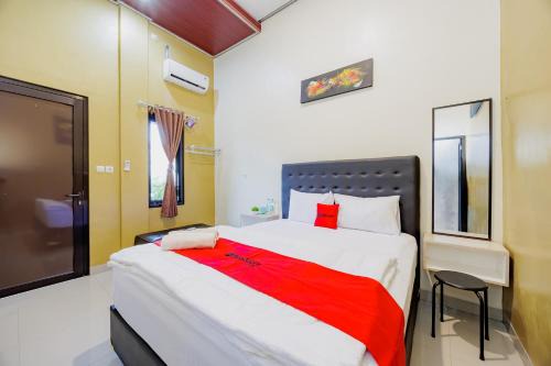 RedDoorz Near Dr Oen Solo Baru Hospital in Klaten