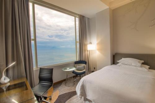 Four Points by Sheraton Manado in Manado