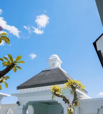 MAHALAYA The Legacy Hotel in Solo