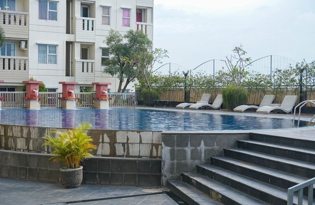 Best Spacious Studio Belmont Residence Puri Apartment in West Jakarta