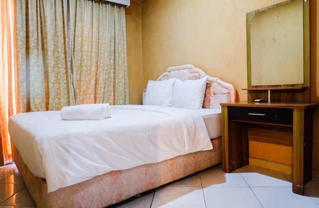 Spacious 1Br Apartment at Taman Beverly in Surabaya